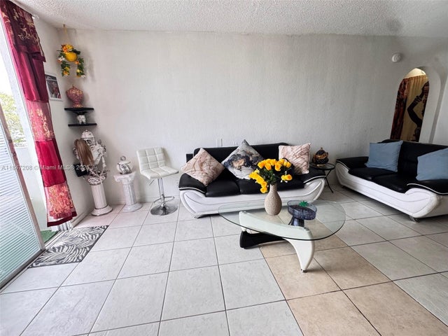 4 of 11 - 16450 Nw 2nd Ave 207, Miami, FL