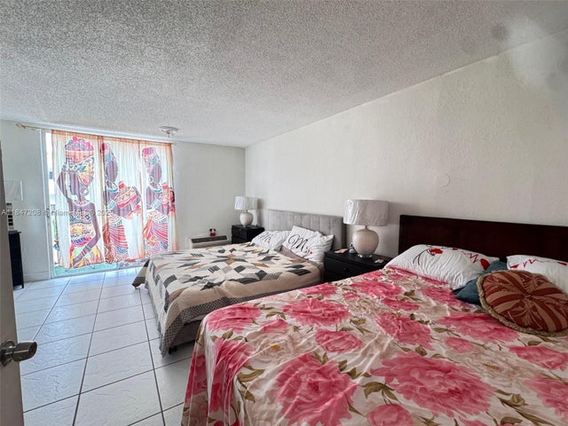 5 of 11 - 16450 Nw 2nd Ave 207, Miami, FL