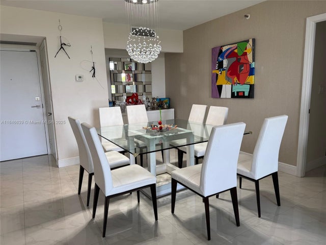 5 of 27 - 20225 Ne 34th Ct 517, Aventura, FL