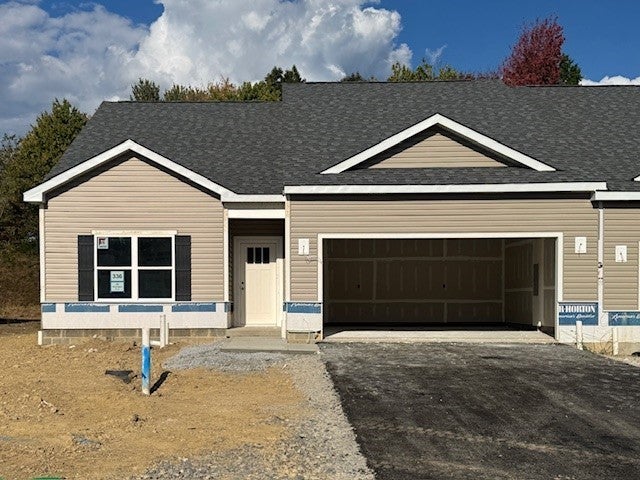 360 Gleneagles Drive, Twp of But NW