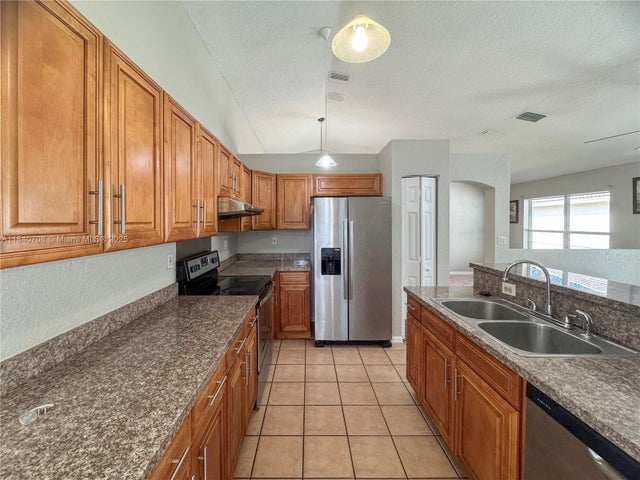 5 of 12 - 5462 Nw 49th Ct, Coconut Creek, FL