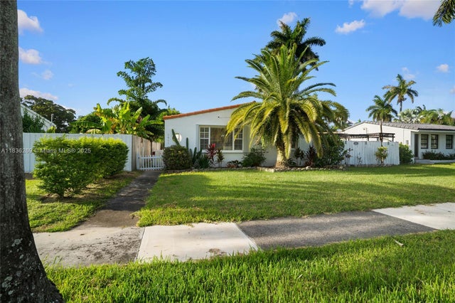 3 of 39 - 1611 Mayo Streeet, Hollywood, FL