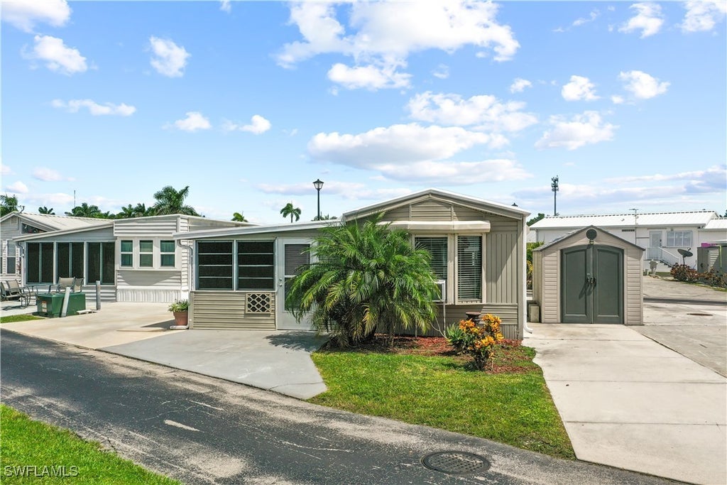 11641 Cardiff Dr, Fort Myers