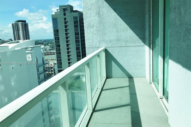 2 of 34 - 253 Ne 2nd St 2706, Miami, FL
