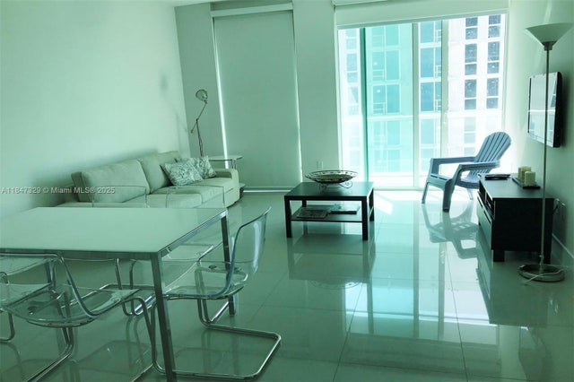 5 of 34 - 253 Ne 2nd St 2706, Miami, FL