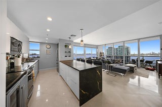 Photo of Listing #A11847410