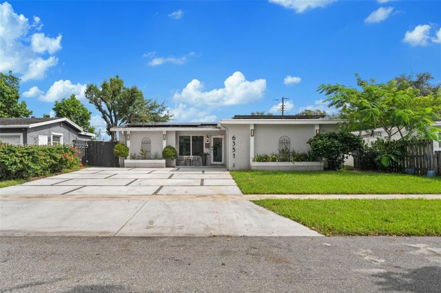 2 of 34 - 6351 Moseley St, Hollywood, FL