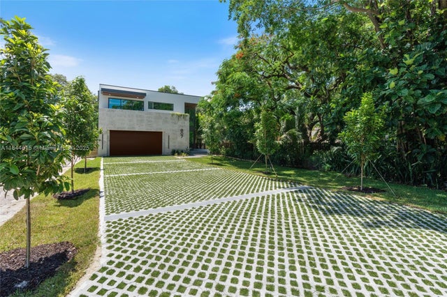 3 of 33 - 807 Sw 12th Ave, Fort Lauderdale, FL