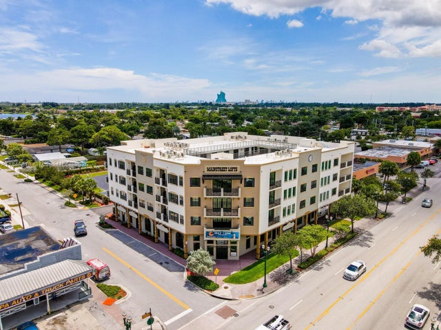 1 of 25 - 4100 Sw 64th Ave 301, Davie, FL