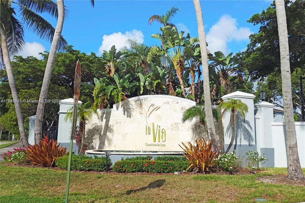 9640 Nw 2nd St 5-206, Pembroke Pines