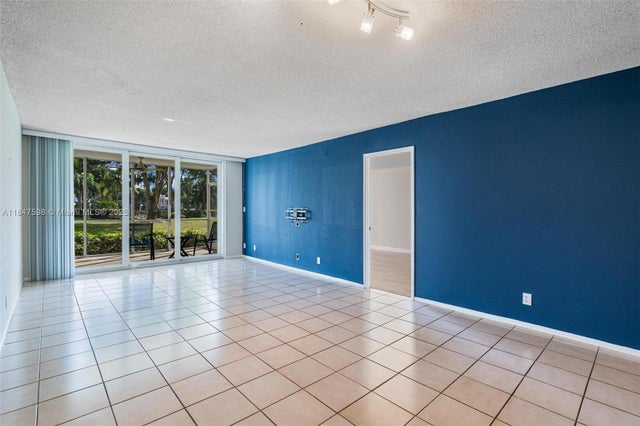 4 of 29 - 3150 Ne 48th Ct 107, Lighthouse Point, FL