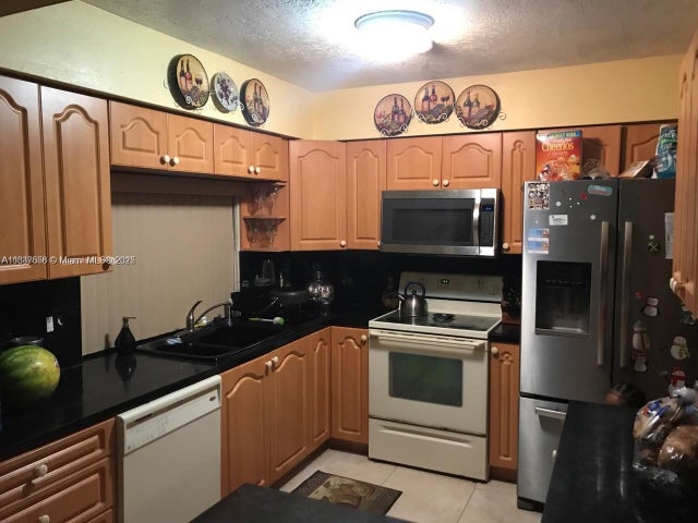 2 of 5 - 3600 E Shore Rd, Miramar, FL