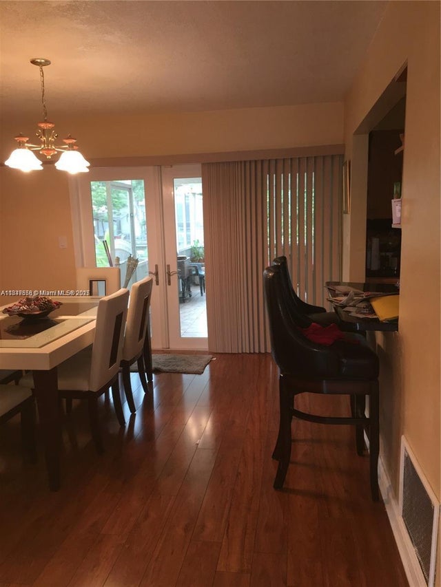 3 of 5 - 3600 E Shore Rd, Miramar, FL