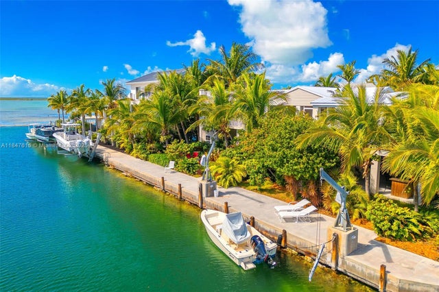 2 of 79 - 17054 Coral Dr, Sugarloaf, FL