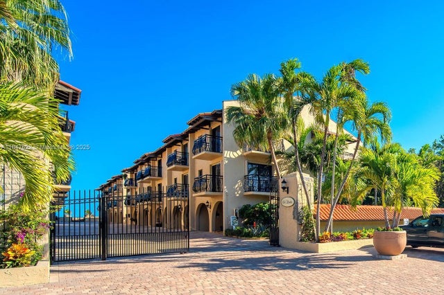 5 of 81 - 1616 Atlantic Blvd 6, Key West, FL