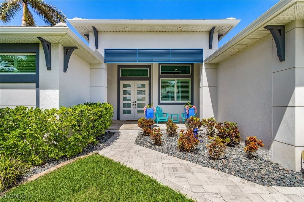 5338 Colonade Ct, Cape Coral