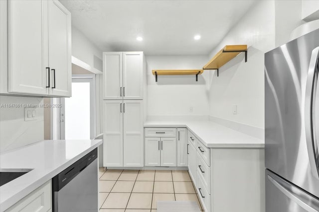 3 of 24 - 2477 Nw 84th Way, Sunrise, FL