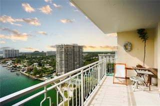 Photo of Listing #A11842271