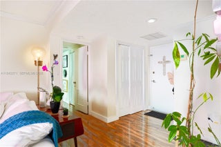 Photo of Listing #A11842271