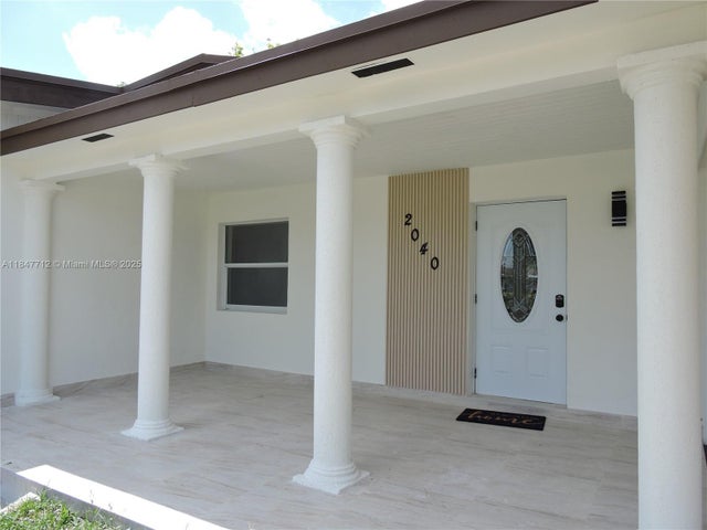 2 of 53 - 2040 Nw 185th Ter, Miami Gardens, FL