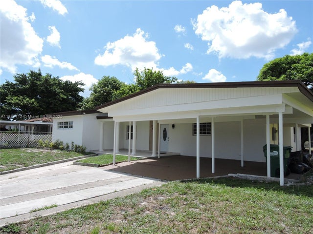 3 of 53 - 2040 Nw 185th Ter, Miami Gardens, FL