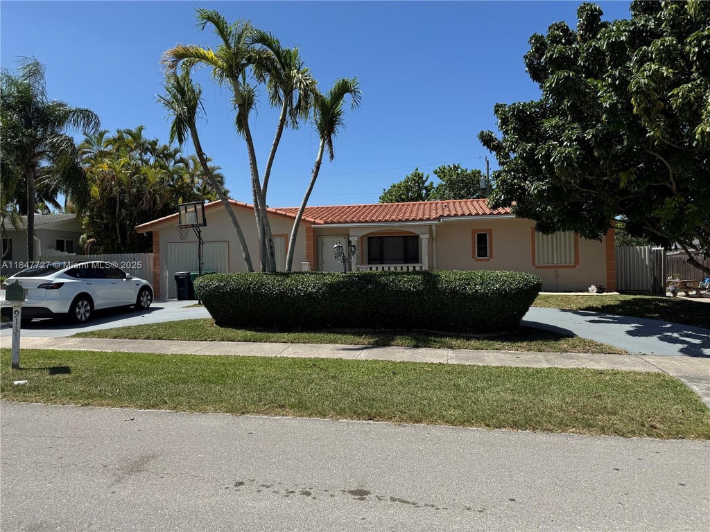 9131 Sw 178th Ter, Palmetto Bay