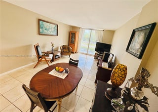 Photo of Listing #A11846448