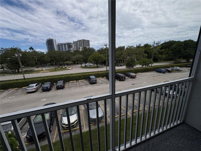1 of 28 - 16851 Ne 23rd Ave A308, North Miami Beach, FL