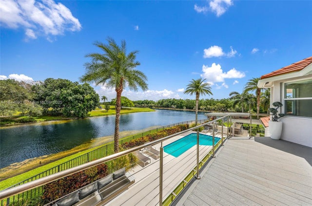 4 of 90 - 3272 Muirfield, Weston, FL