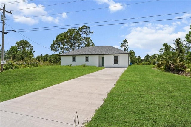 2 of 31 - 460 Columbus Blvd S, Lehigh Acres, FL