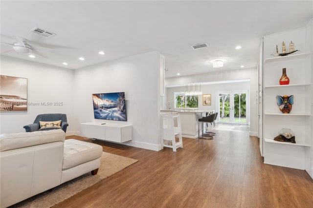 1 of 25 - 16941 Sw 88th Avenue, Palmetto Bay, FL