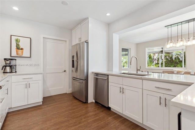 4 of 25 - 16941 Sw 88th Avenue, Palmetto Bay, FL