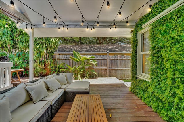 2 of 58 - 1401 Ne 5th Ter, Fort Lauderdale, FL