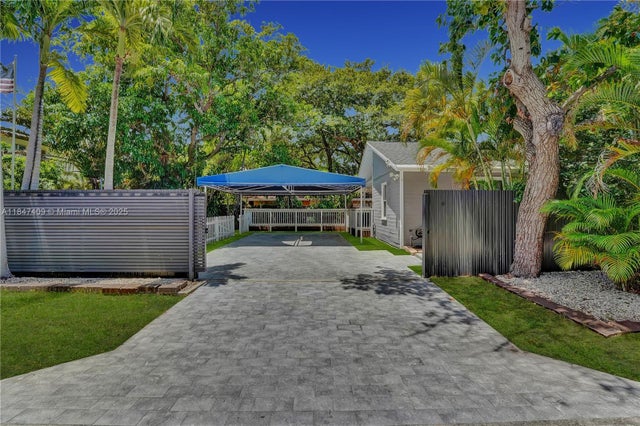 4 of 58 - 1401 Ne 5th Ter, Fort Lauderdale, FL