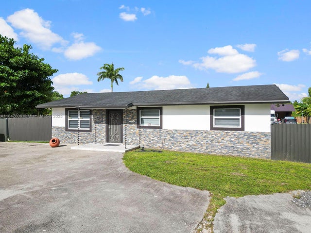 2 of 63 - 15305 Sw 209th Ave, Miami, FL