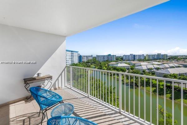 1 of 22 - 3850 Washington St 910, Hollywood, FL