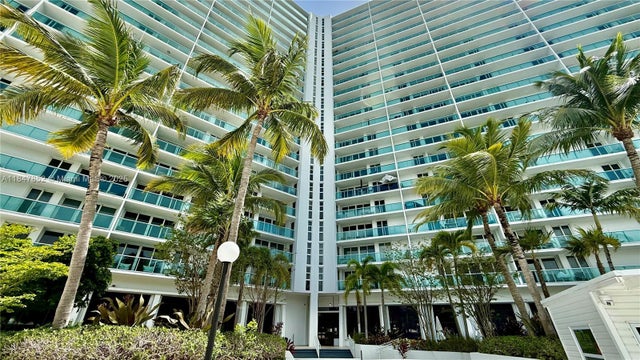 1 of 22 - 100 Bayview Dr 429, Sunny Isles Beach, FL