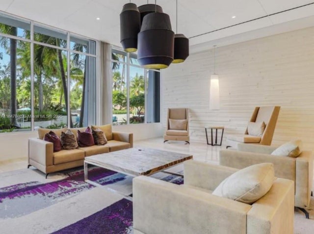 3 of 22 - 100 Bayview Dr 429, Sunny Isles Beach, FL