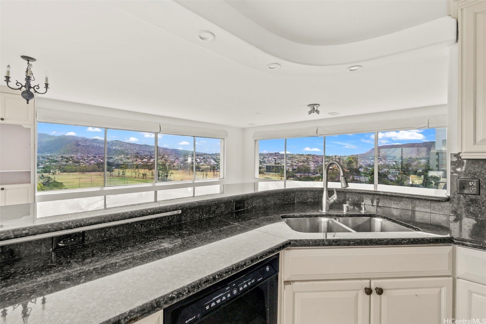 Photo of Listing #202516908