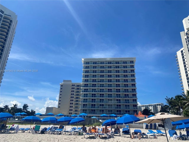 5 of 15 - 19201 Collins Ave 733, Sunny Isles Beach, FL