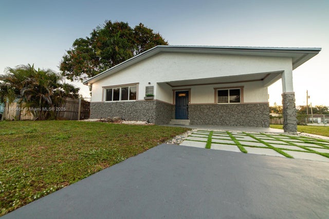 3 of 36 - 226 Nw 6th Ave, Dania Beach, FL