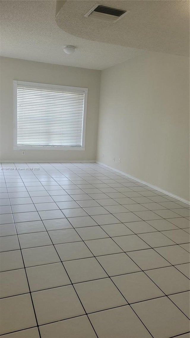 4 of 13 - 16679 Hemingway Dr, Weston, FL