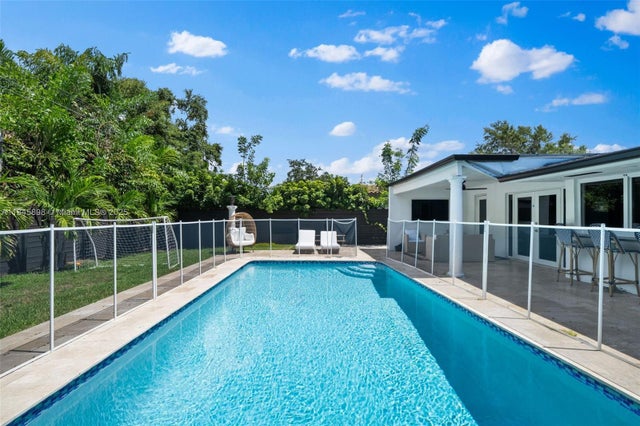 3 of 22 - 20600 Ne 22nd Ct, Aventura, FL
