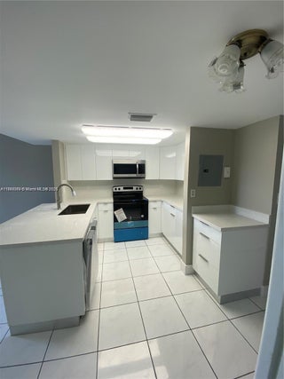 Photo of Listing #A11848078