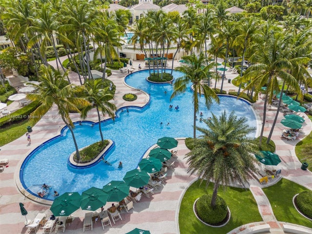 2 of 40 - 703 Crandon Blvd Ph-3, Key Biscayne, FL