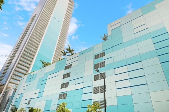 700 Ne 26th Ter 1101, Miami