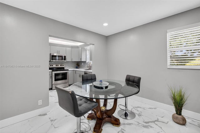 5 of 21 - 4164 Nw 90th Ave 201, Coral Springs, FL