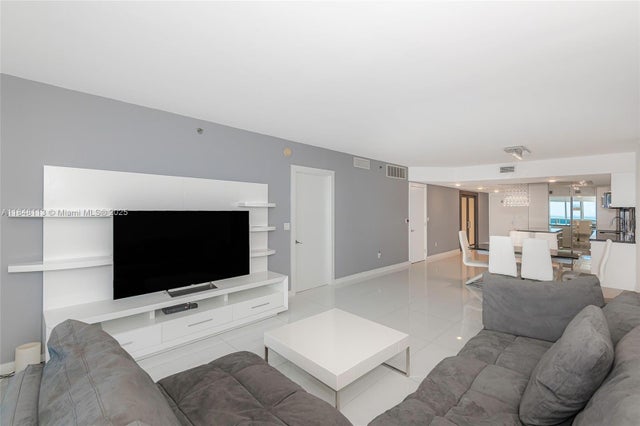 4 of 51 - 1850 S Ocean Dr 2702, Hallandale Beach, FL