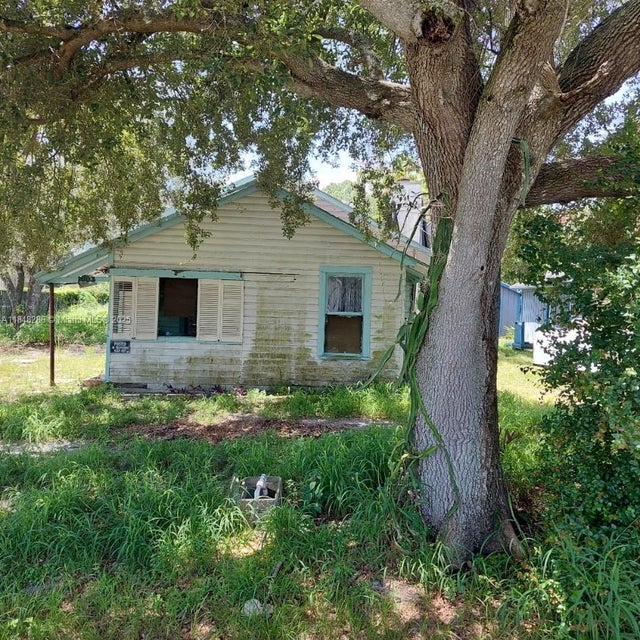 3 of 5 - 1003 W 2nd St, Fort Pierce, FL
