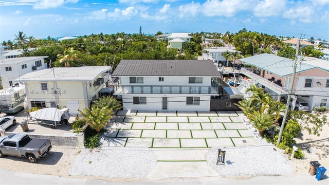 4 of 19 - 71 Coral Dr, Key Largo, FL